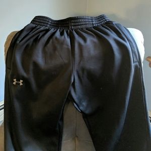 Under Armour storm sweatpants size small